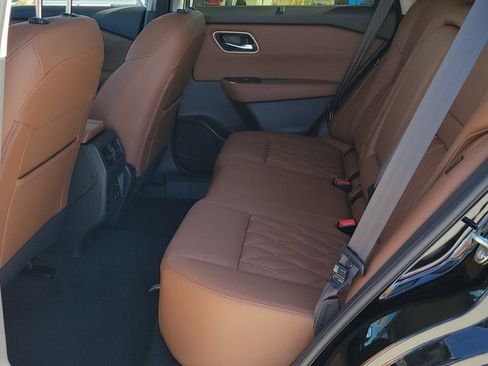 New 2026 Nissan Rogue Platinum w/ Platinum Premium Package image 7