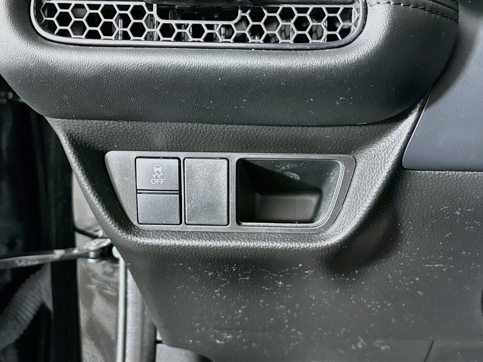 Used 2025 Honda HR-V LX image 16