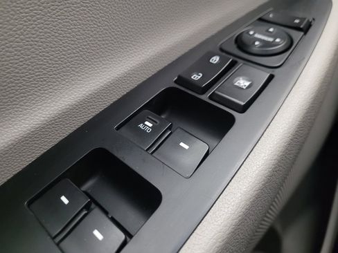 Used 2019 Hyundai Tucson Value AWD/4WD image 27
