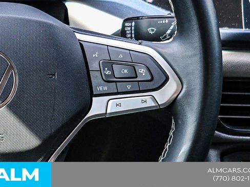 Used 2022 Volkswagen Taos SE FWD image 24