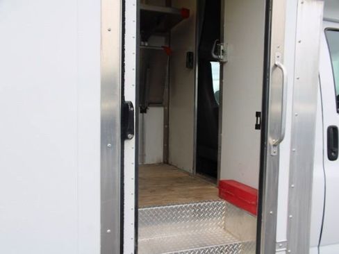 Used 2023 Chevrolet Express 3500 w/ Power Convenience Package image 16