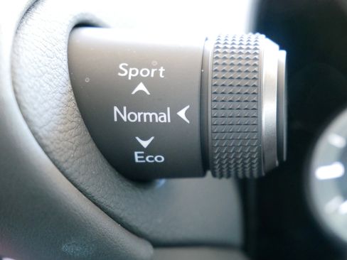 Certified 2025 Lexus ES 300h w/ Premium Package FWD image 34