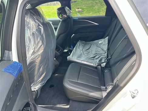 New 2025 Cadillac Lyriq Sport image 9