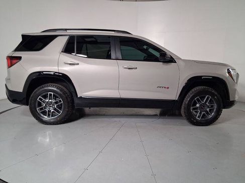 New 2026 GMC Terrain AT4 AWD/4WD image 3