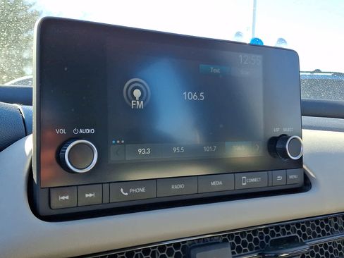 Used 2023 Honda HR-V LX image 20