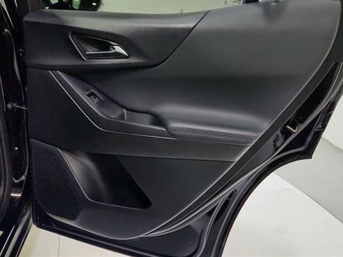 Used 2025 Chevrolet Equinox LT image 33