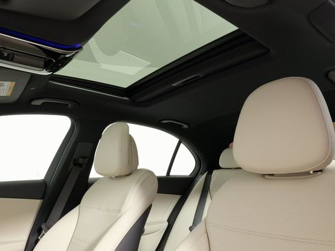 Used 2024 Mercedes-Benz C 300 4MATIC Sedan image 52