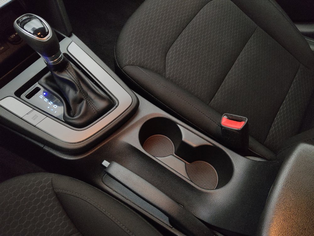Used 2019 Hyundai Elantra SE w/ Cargo Package FWD image 26