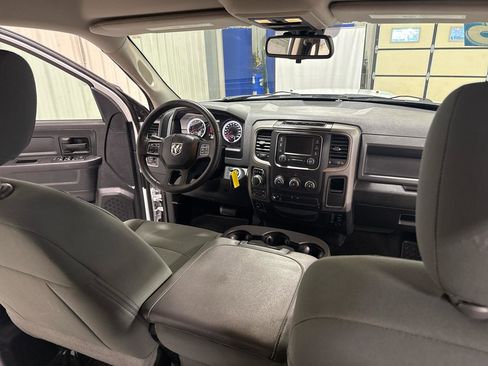 Used 2015 RAM 1500 Express AWD/4WD image 15