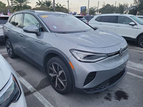 Used 2023 Volkswagen ID.4 Pro S image 4