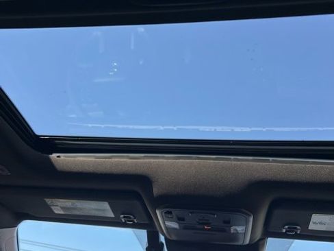 Used 2025 Toyota Tacoma TRD Pro image 10