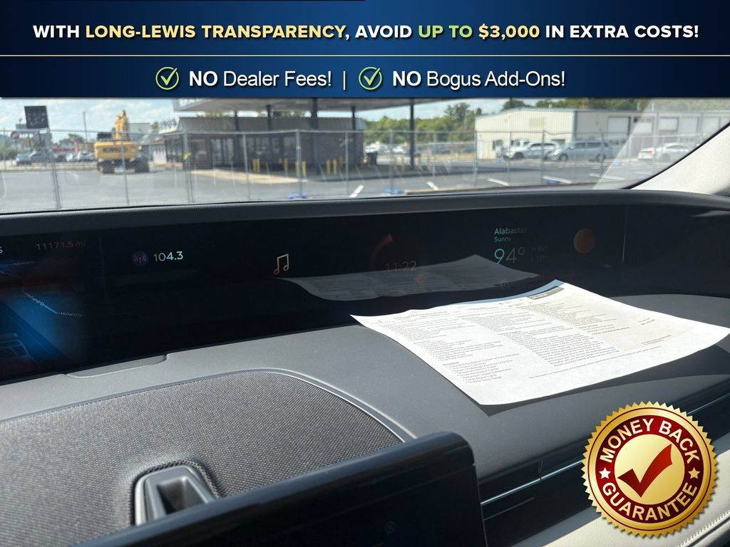 Used 2025 Lincoln Nautilus Reserve AWD/4WD image 27