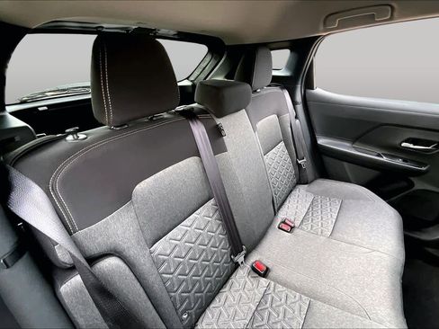 Certified 2026 Nissan Kicks SV FWD image 19