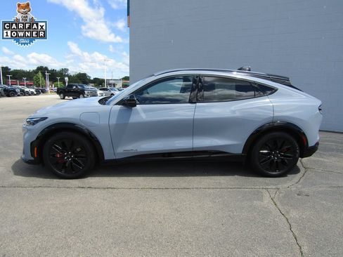 Used 2025 Ford Mustang Mach-E Premium w/ Sport Appearance Package AWD/4WD image 2