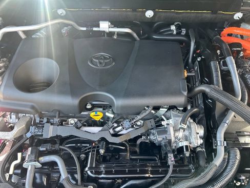 Certified 2023 Toyota RAV4 SE w/ Weather & Moonroof Package AWD/4WD image 20