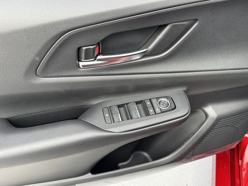 New 2026 Toyota Prius Plug-In Hybrid FWD image 18
