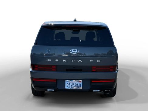 Certified 2025 Hyundai Santa Fe SE FWD image 4
