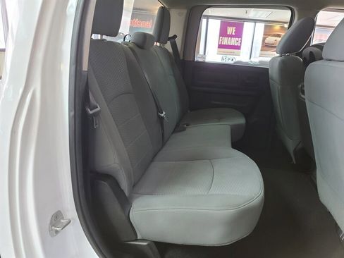 Used 2014 RAM 1500 Express image 17