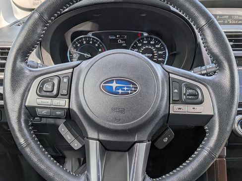 Used 2018 Subaru Forester 2.5i Touring AWD/4WD image 15