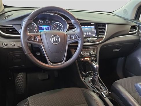 Used 2022 Buick Encore Preferred w/ Safety Package image 20