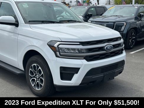 Used 2023 Ford Expedition XLT AWD/4WD image 2