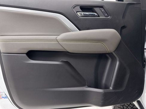 Used 2024 Chevrolet Colorado ZR2 AWD/4WD image 29