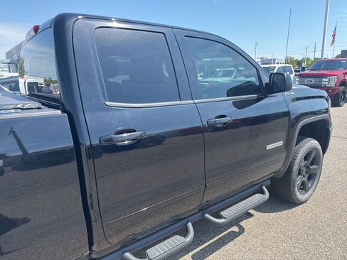 Used 2018 GMC Sierra 1500 SLE w/ Elevation Edition AWD/4WD image 12