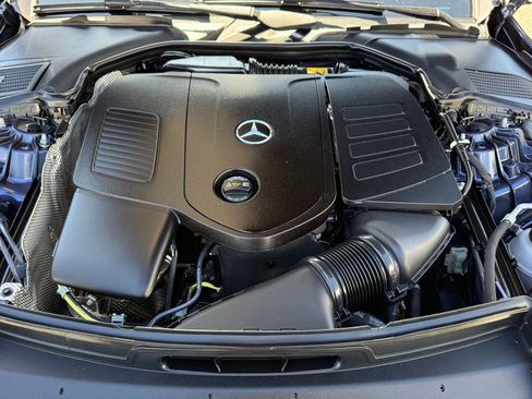 Used 2025 Mercedes-Benz C 300 Sedan image 44