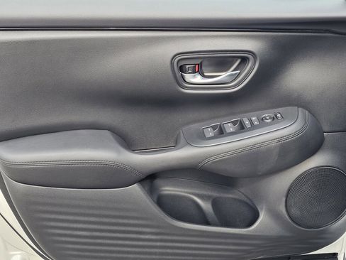 New 2026 Honda HR-V LX image 14