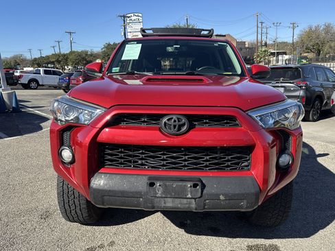Used 2019 Toyota 4Runner TRD Off-Road Premium image 8