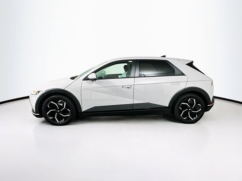 Used 2024 Hyundai Ioniq 5 SE RWD image 4
