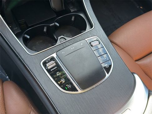 Used 2022 Mercedes-Benz GLC 300 image 19