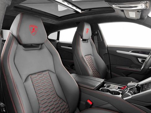 Used 2022 Lamborghini Urus image 28