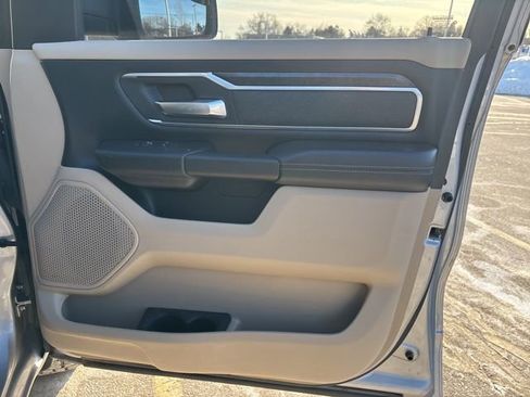 Used 2019 RAM 1500 Big Horn image 9