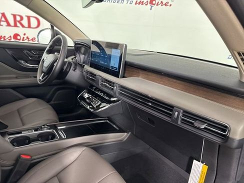 New 2026 Lincoln Corsair Reserve image 20