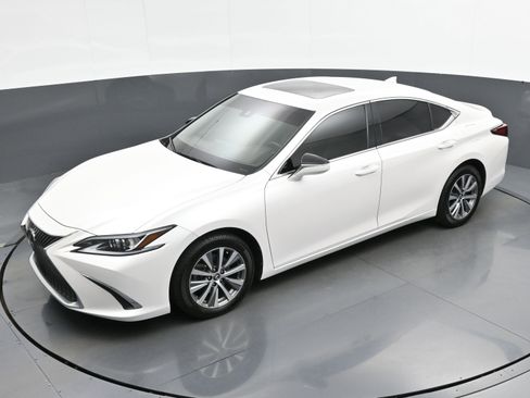 Used 2021 Lexus ES 250 w/ Premium Package image 50