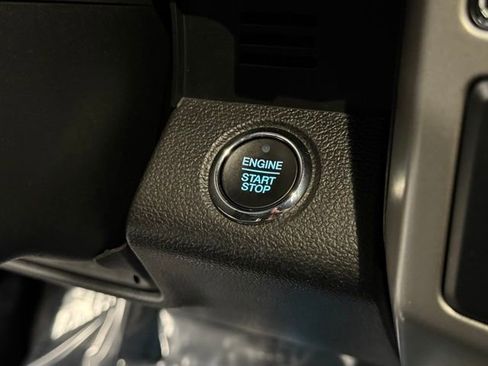 Used 2020 Ford F150 Lariat w/ Equipment Group 502A Luxury image 18