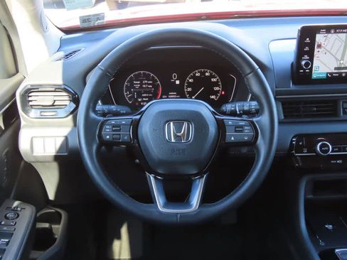 Certified 2023 Honda Pilot Touring image 17