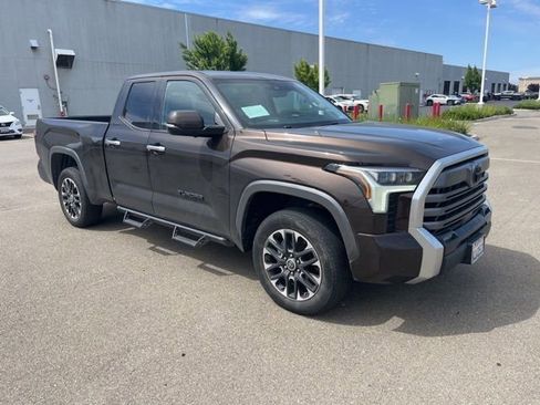 Used 2023 Toyota Tundra Limited AWD/4WD image 1