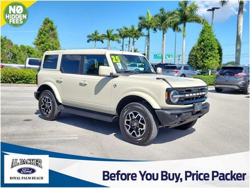 Certified 2025 Ford Bronco Outer Banks AWD/4WD image 1