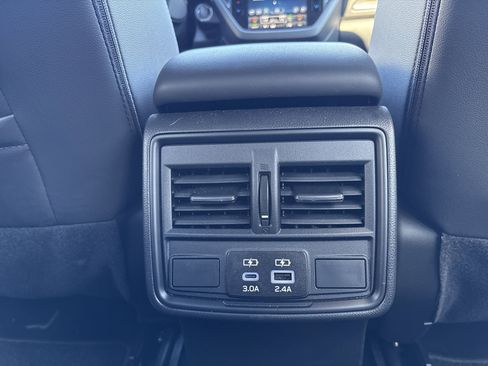 Certified 2025 Subaru Forester Premium image 26