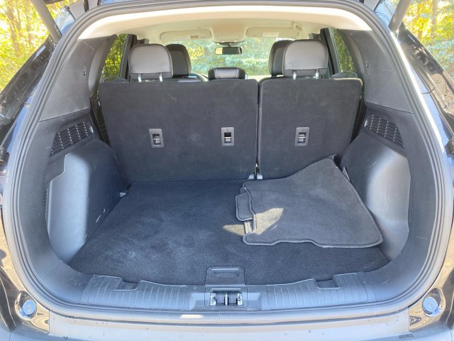 Used 2025 Ford Escape Platinum AWD/4WD image 25