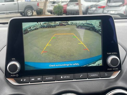 Used 2025 Nissan Sentra SV image 24