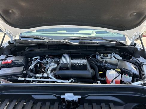 Used 2025 GMC Sierra 1500 AT4 w/ AT4 Premium Package AWD/4WD image 30