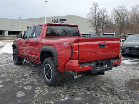 New 2026 Toyota Tacoma TRD Off-Road image 3