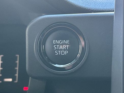 Used 2025 Toyota Tacoma SR5 RWD image 21