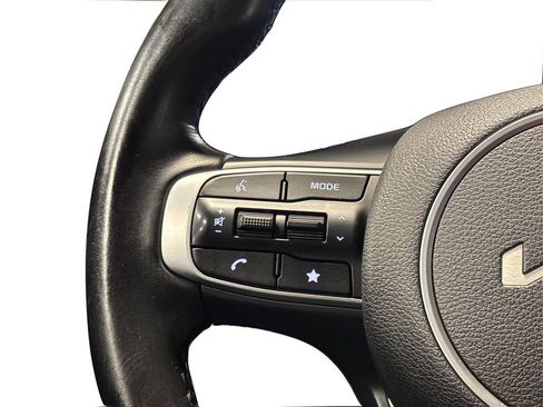 Used 2023 Kia Sportage EX FWD image 32
