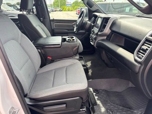 Used 2022 RAM 1500 Big Horn AWD/4WD image 37