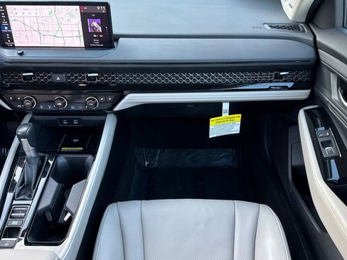 Certified 2023 Honda Accord Touring image 30