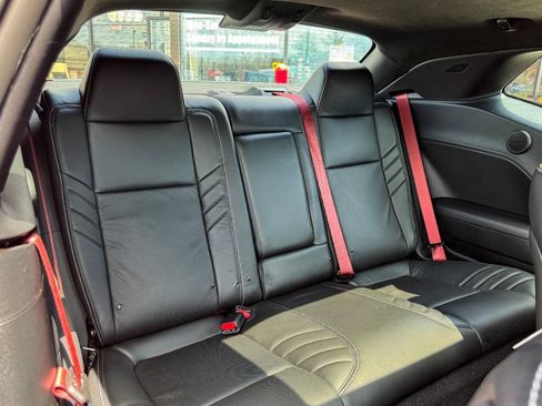 Used 2023 Dodge Challenger SRT Hellcat RWD image 32